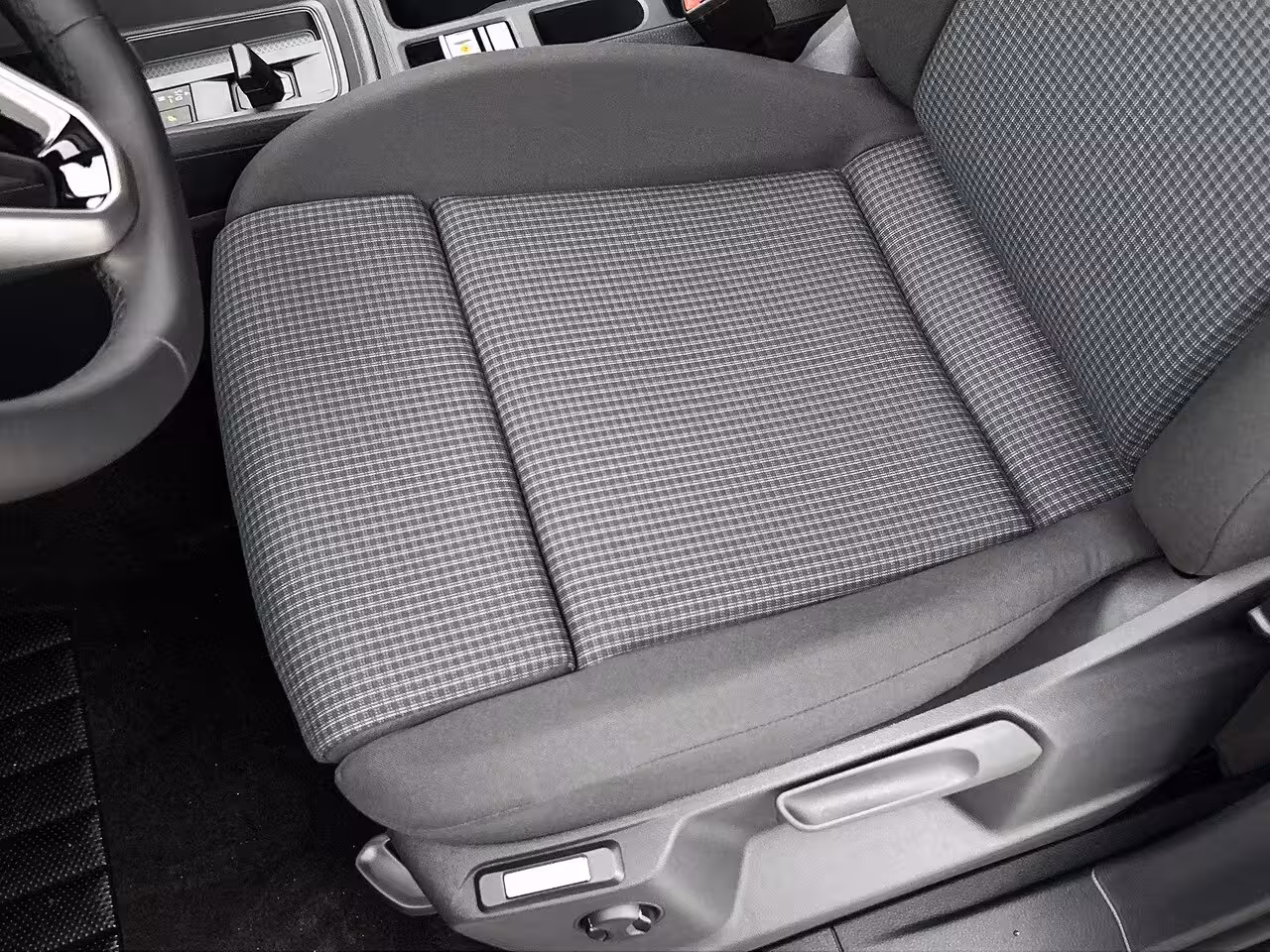 Volkswagen Caddy Cargo 1.5 TSI eHybrid First Edition 115PK | Airco | Trekhaak | Stoelverwarming | Achteruitrijcam