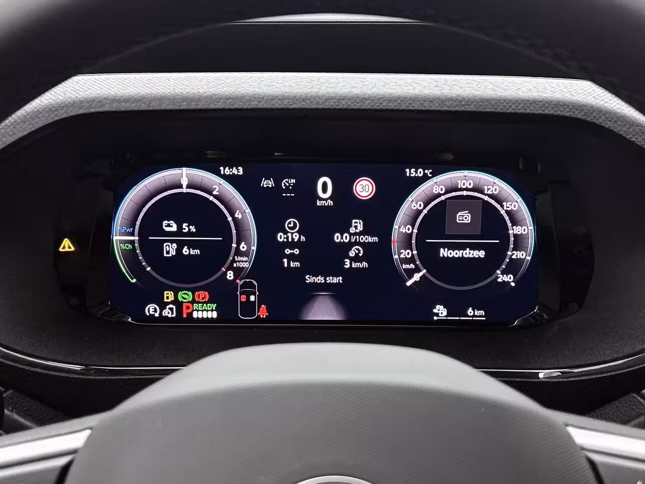 Volkswagen Caddy Cargo 1.5 TSI eHybrid First Edition 115PK | Airco | Trekhaak | Stoelverwarming | Achteruitrijcam