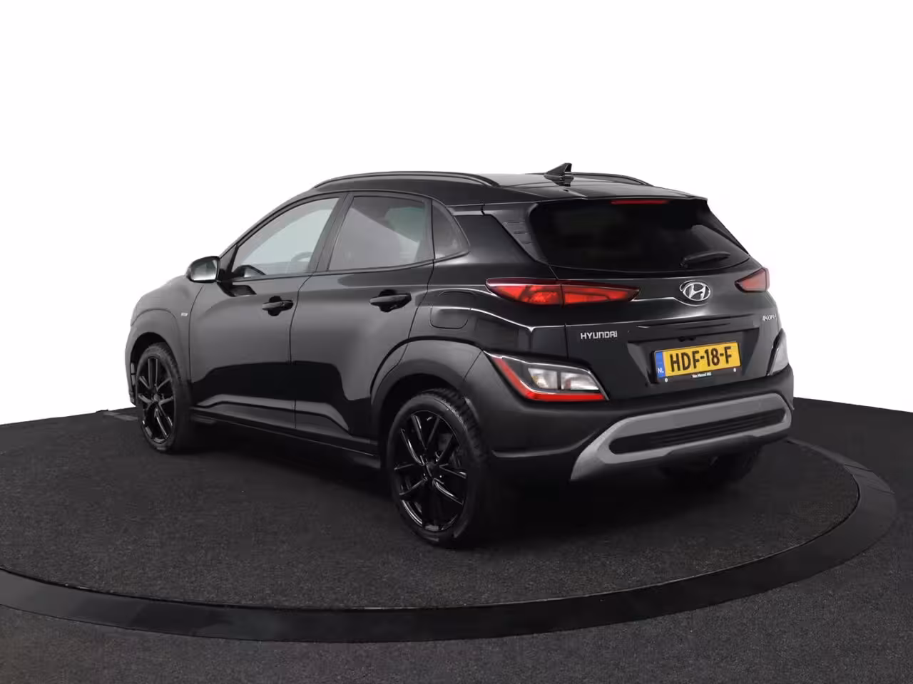 Hyundai Kona 1.0 T-GDI Comfort Smart | Carplay | Stoel + Stuur verwarming | All Seasonsbanden | Achterr