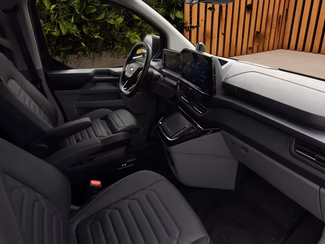 Ford Tourneo Custom PHEV 8-pers. | Luxury Pack Special | Elek. Trekhaak | Pano | AGR | 360 cam. | 1-fase laadk