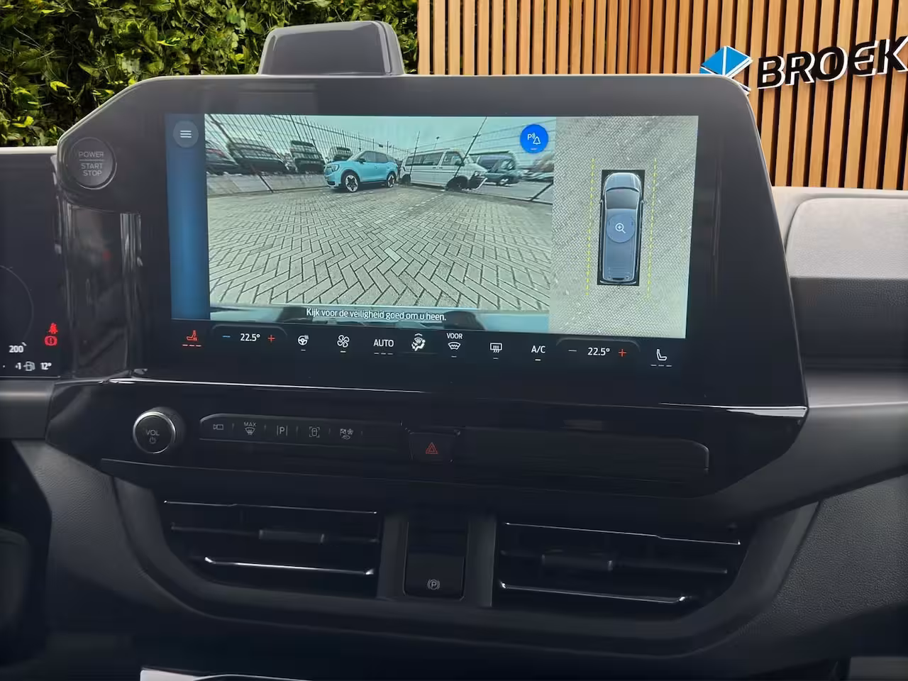 Ford Tourneo Custom PHEV 8-pers. | Luxury Pack Special | Elek. Trekhaak | Pano | AGR | 360 cam. | 1-fase laadk