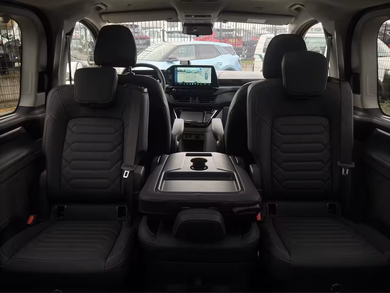 Ford Tourneo Custom PHEV 8-pers. | Luxury Pack Special | Elek. Trekhaak | Pano | AGR | 360 cam. | 1-fase laadk