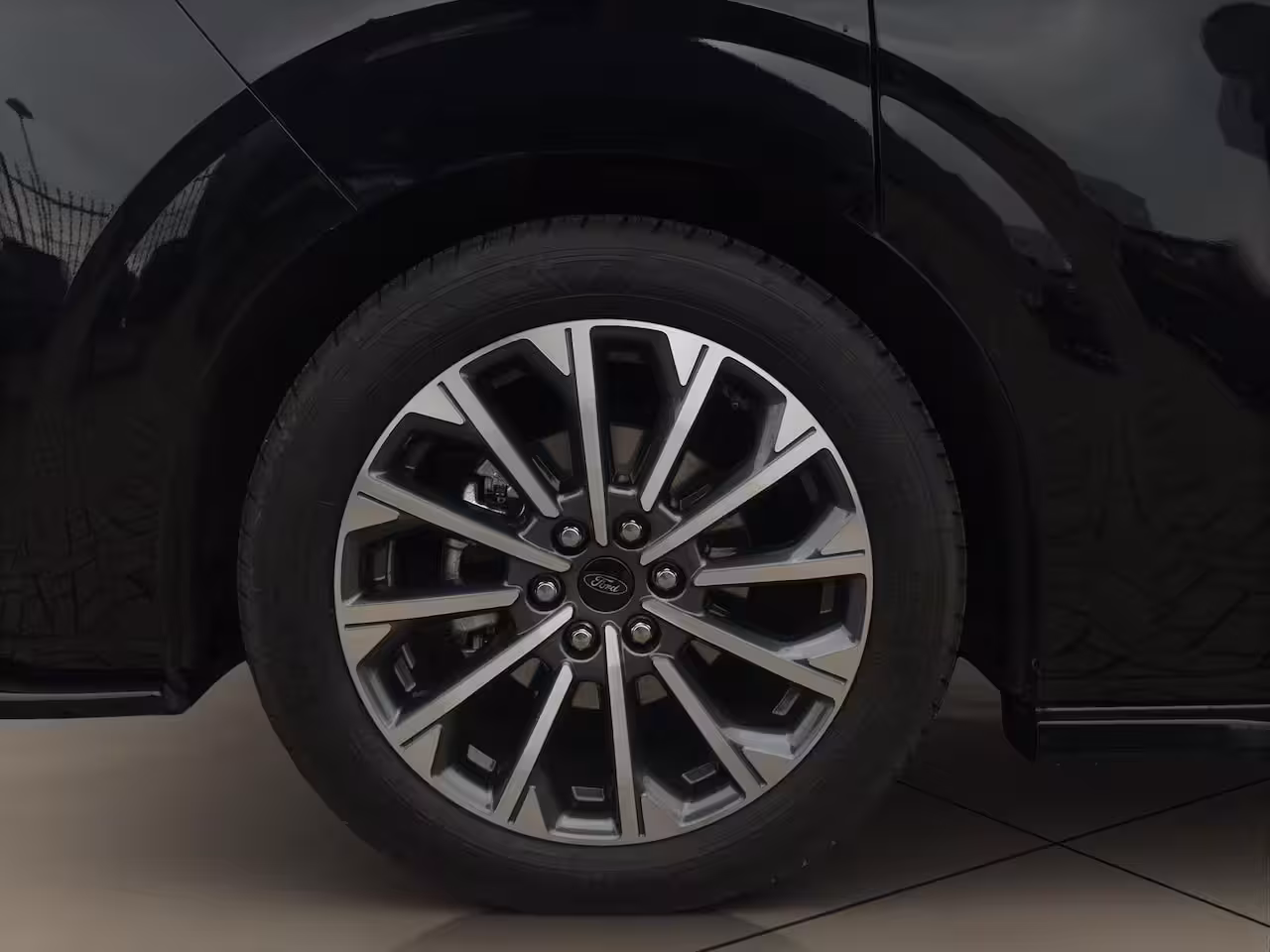 Ford Tourneo Custom PHEV 8-pers. | Luxury Pack Special | Elek. Trekhaak | Pano | AGR | 360 cam. | 1-fase laadk