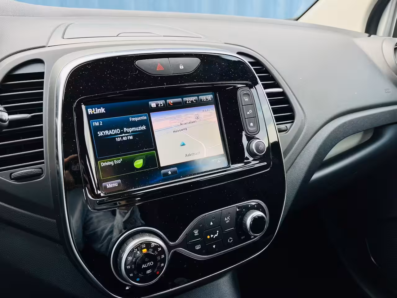 Renault Captur 0.9 TCe Intens Camera | Clima | Navigatie | Cruise |