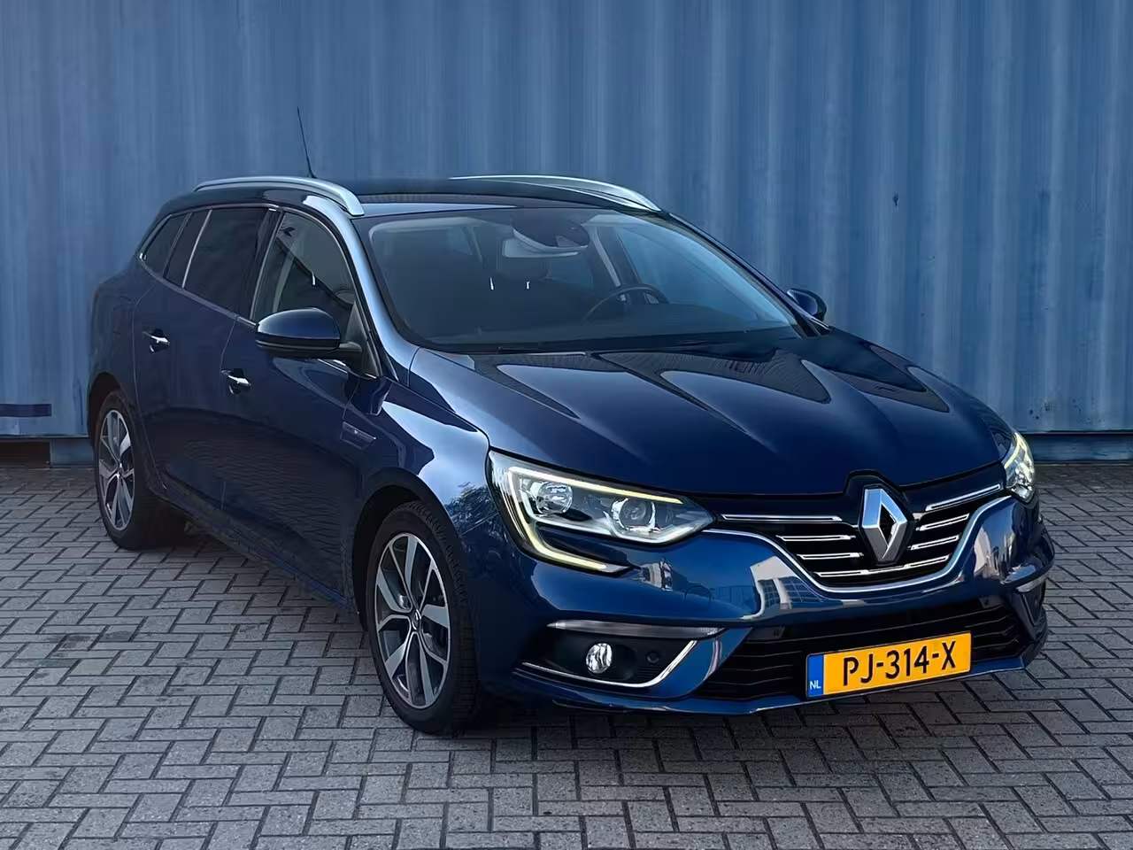 Renault Mégane Estate 1.2 TCe Bose Dealer onderhouden | Automaat | Massage | BOSE | Rijk Uitgerust | Clima | Cru