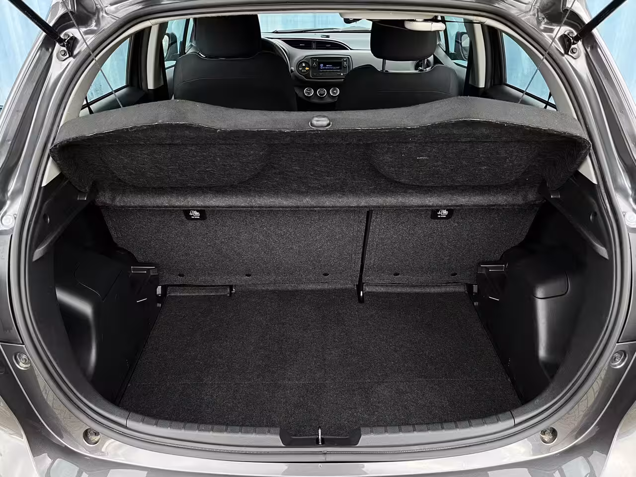 Toyota Yaris 1.0 VVT-i Comfort Trekhaak | Airco | Elektrische ramen