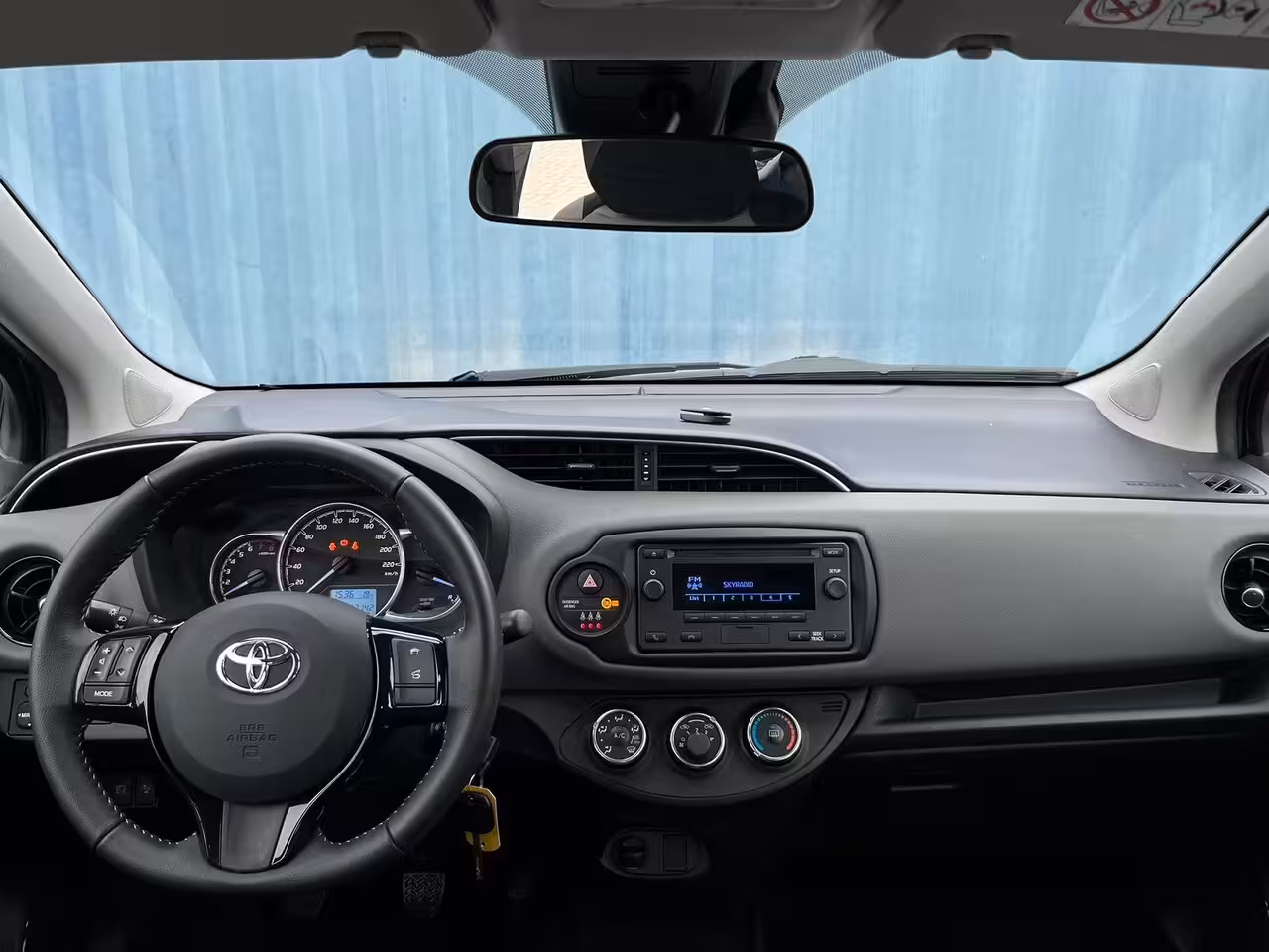 Toyota Yaris 1.0 VVT-i Comfort Trekhaak | Airco | Elektrische ramen