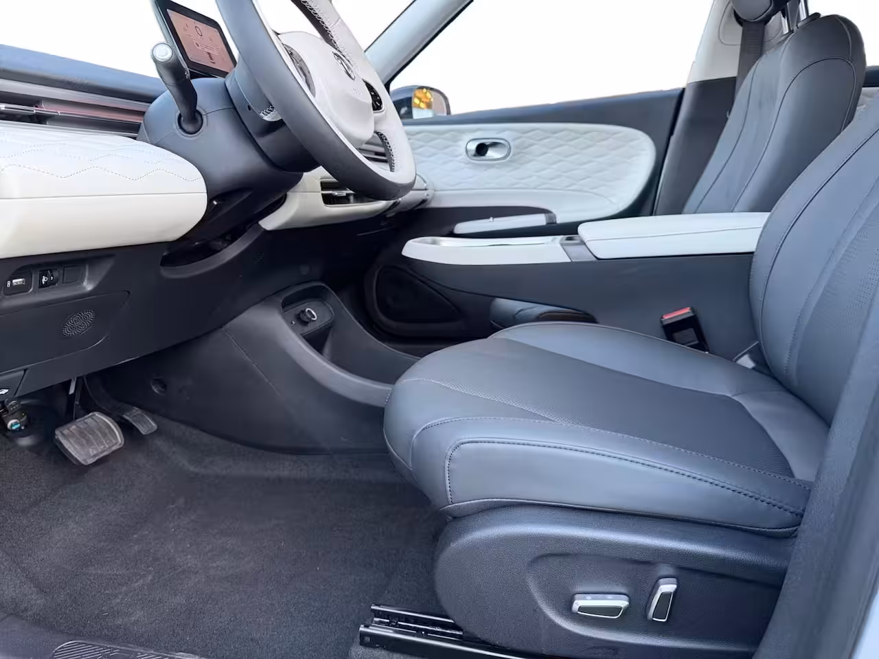 Dongfeng Box Premium Edition 42 kWh | Demo | BlackSilver | Zeer Compleet | 360 graden camera | Stoelver