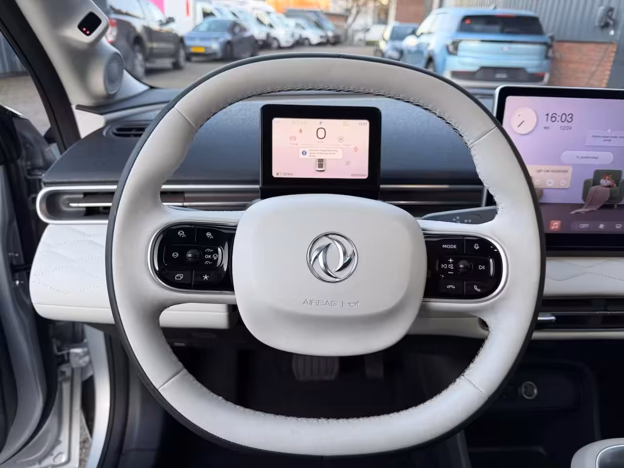 Dongfeng Box Premium Edition 42 kWh | Demo | BlackSilver | Zeer Compleet | 360 graden camera | Stoelver