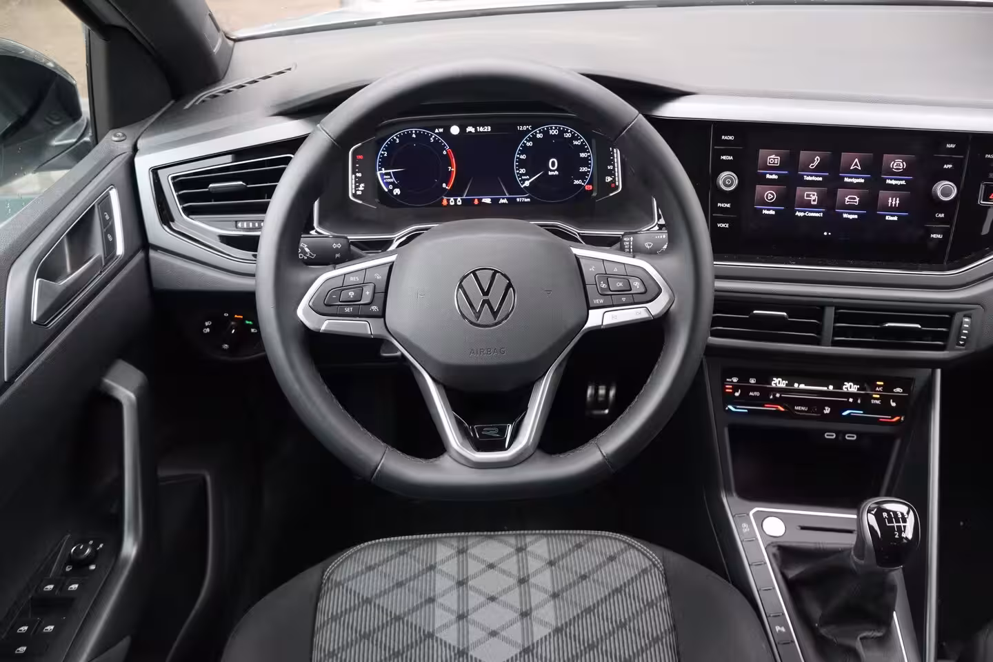 Volkswagen Taigo 1.0 TSI R-Line Edition Koplampverlichting LED Matrix ('IQ.Light ') | Verwarmbare voorstoel