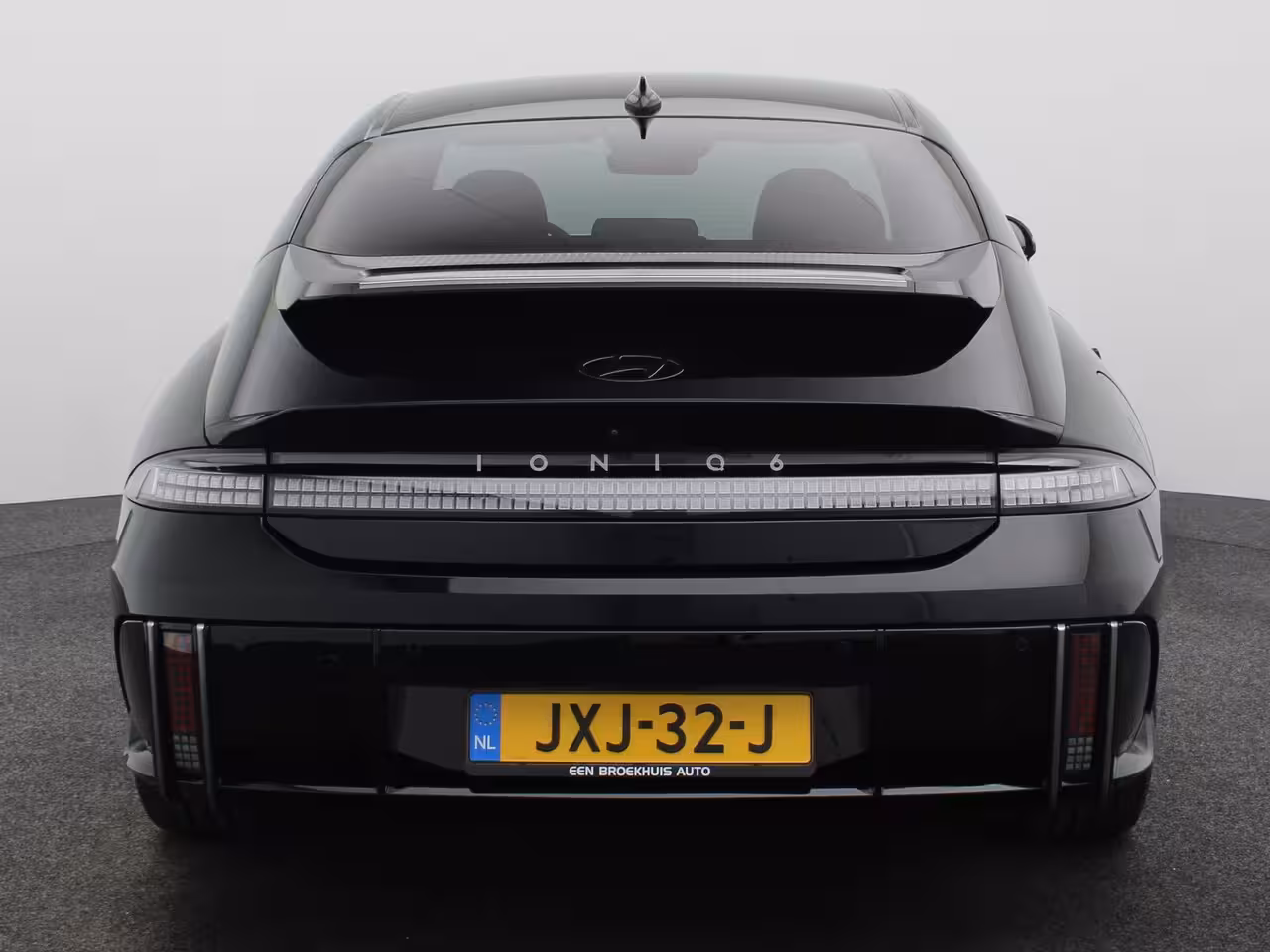 Hyundai IONIQ 6 Business 77kWhRWD | 360 graden camera | stoelverwarming voor+achter | Geheugenfunctie voor