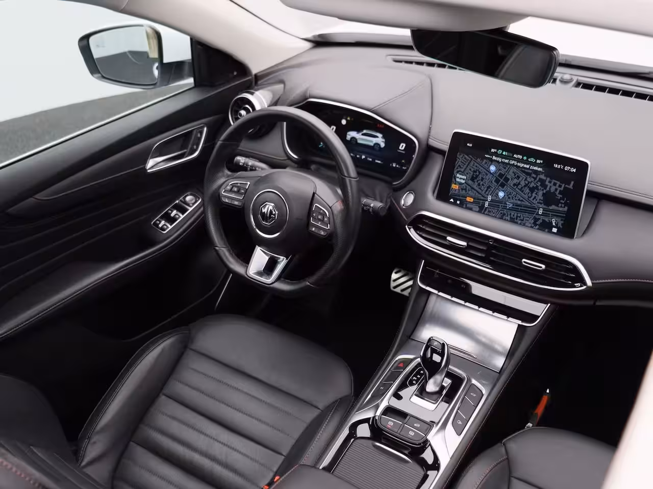 MG EHS 1.5 TGDI PHEV Aut. Luxury | Panoramadak | Leder | Led Koplampen | 360 Camera | CarPlay | L