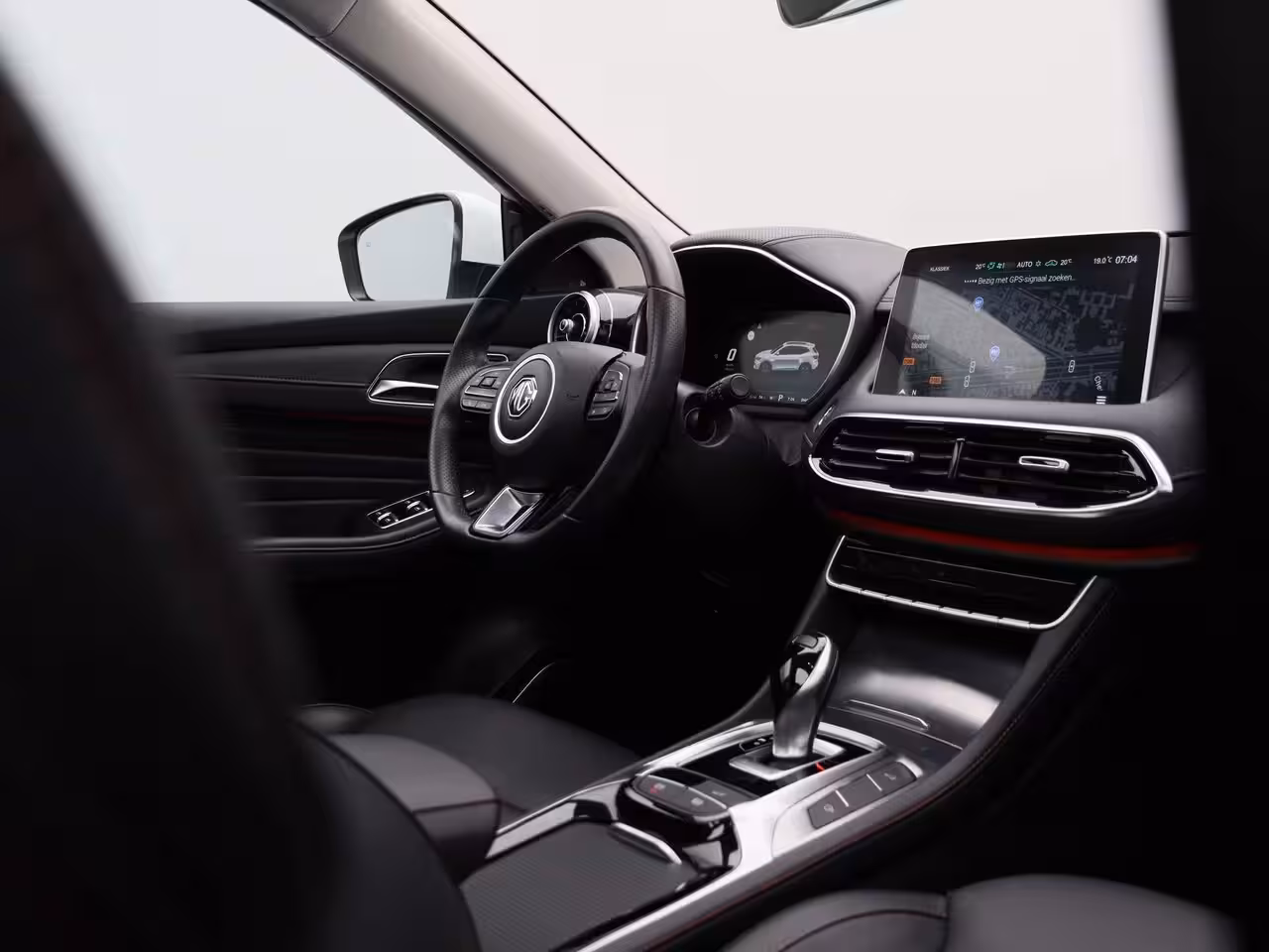 MG EHS 1.5 TGDI PHEV Aut. Luxury | Panoramadak | Leder | Led Koplampen | 360 Camera | CarPlay | L