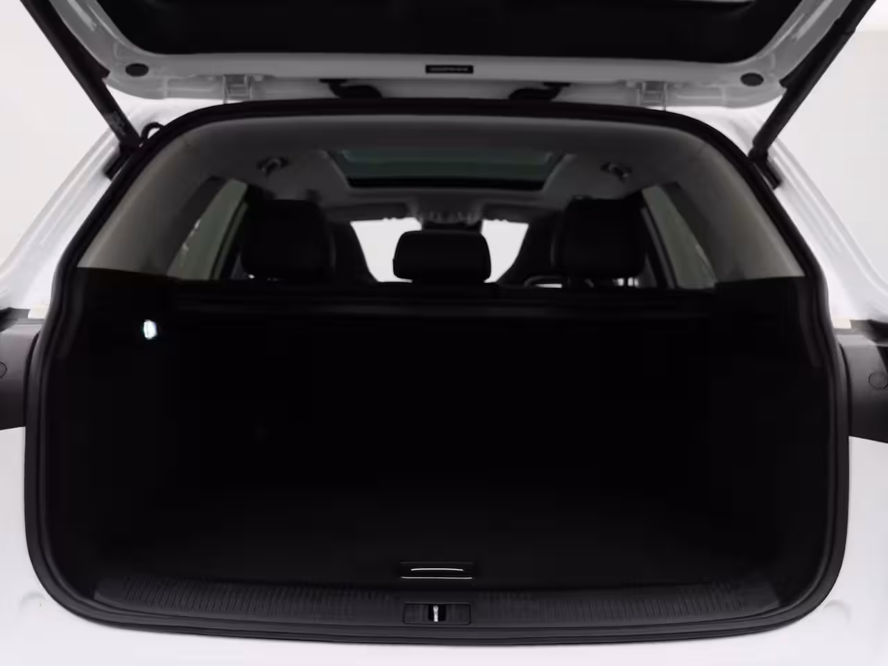 MG EHS 1.5 TGDI PHEV Aut. Luxury | Panoramadak | Leder | Led Koplampen | 360 Camera | CarPlay | L