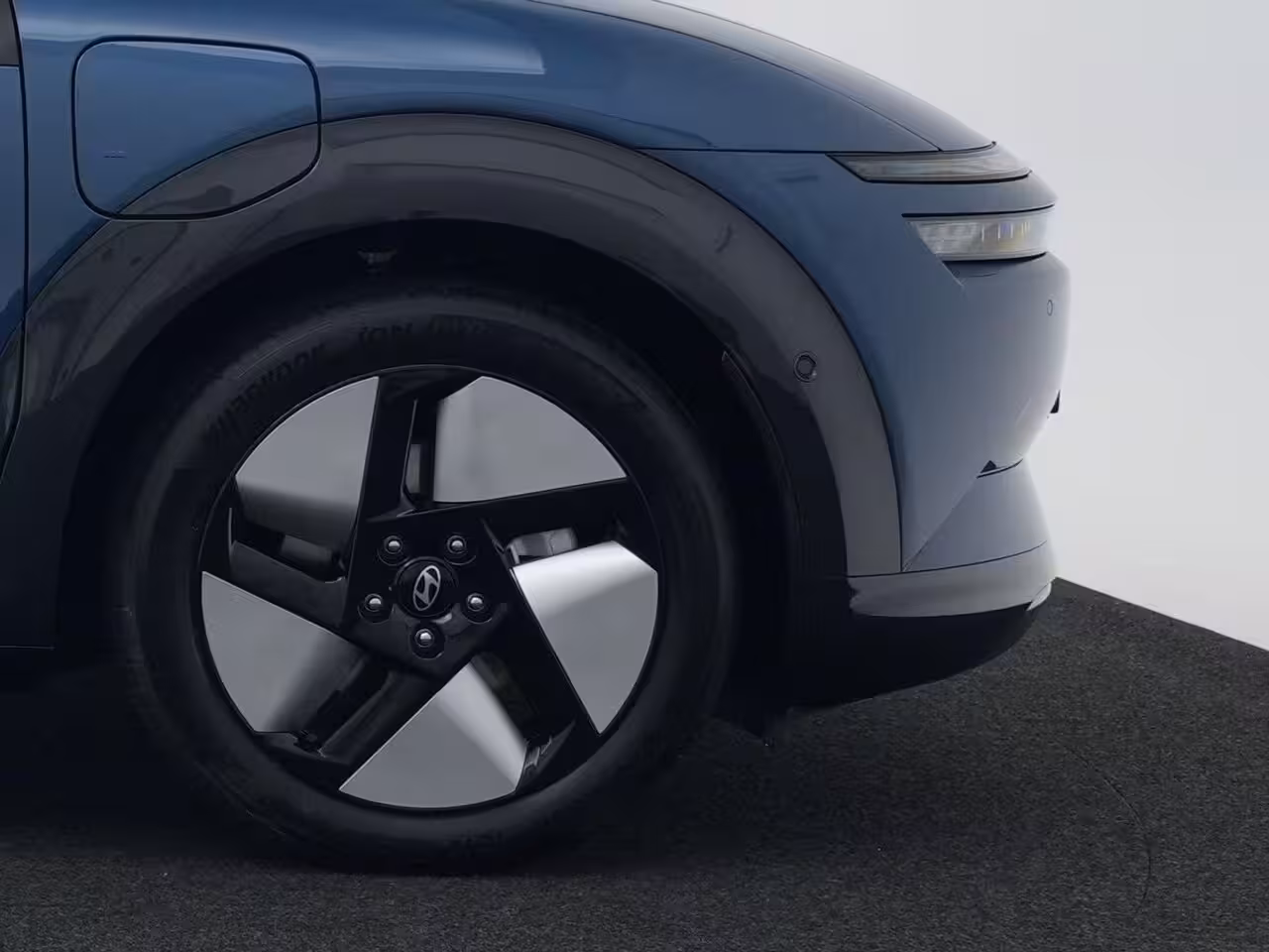 Hyundai IONIQ 3 Prime Sky 61 kWh | Beschikbaar 07-04-2026 | Panoramadak | Adaptieve Cruise Control | 360