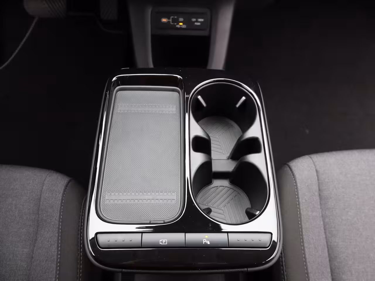 Hyundai IONIQ 5 Style 84 kWh | Trekhaak | All Season Banden | Adaptieve Cruise Control | Climate Control |