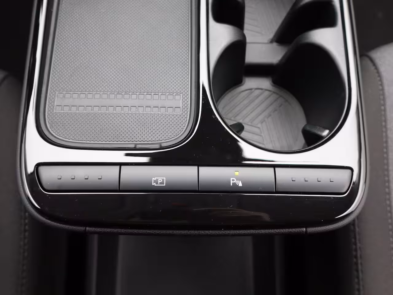 Hyundai IONIQ 5 Style 84 kWh | Trekhaak | All Season Banden | Adaptieve Cruise Control | Climate Control |