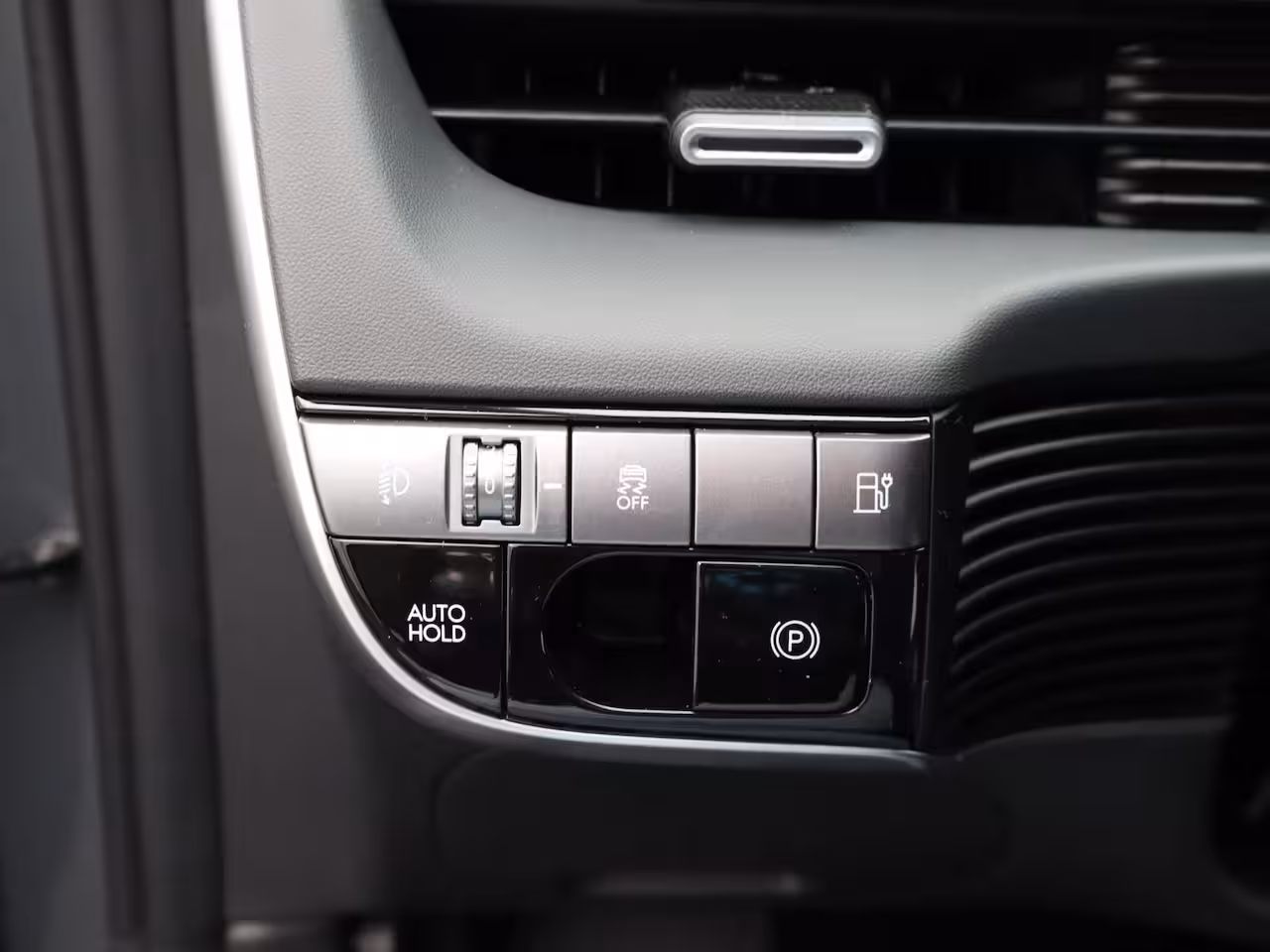 Hyundai IONIQ 5 Style 84 kWh | Trekhaak | All Season Banden | Adaptieve Cruise Control | Climate Control |