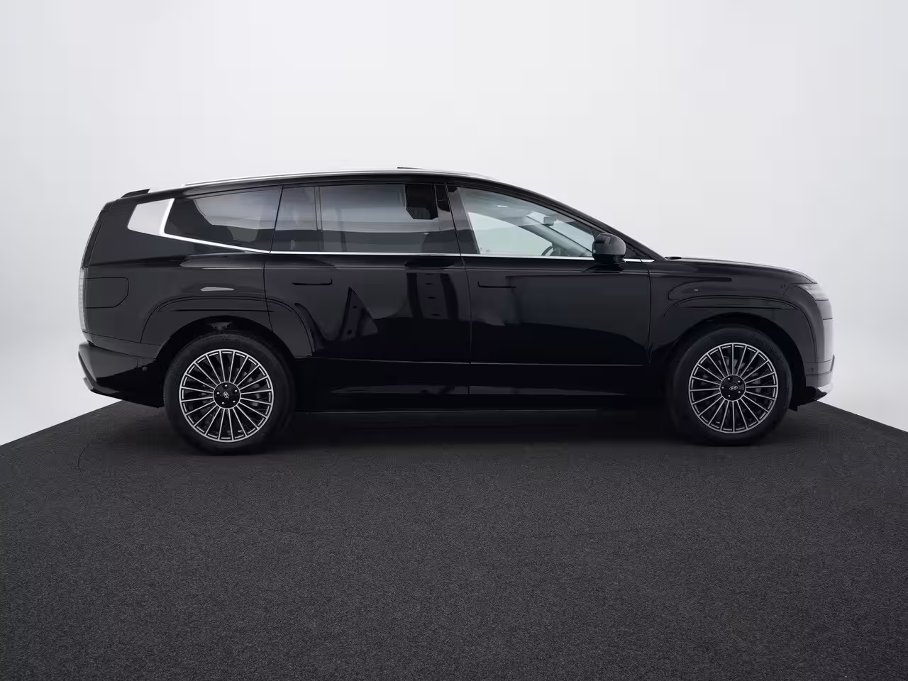 Hyundai IONIQ 9 Lounge AWD+ 7p. 110.3 kWh | Panoramadak | Stoelmassage | 360 Camera | Stoelverkoeling/verw