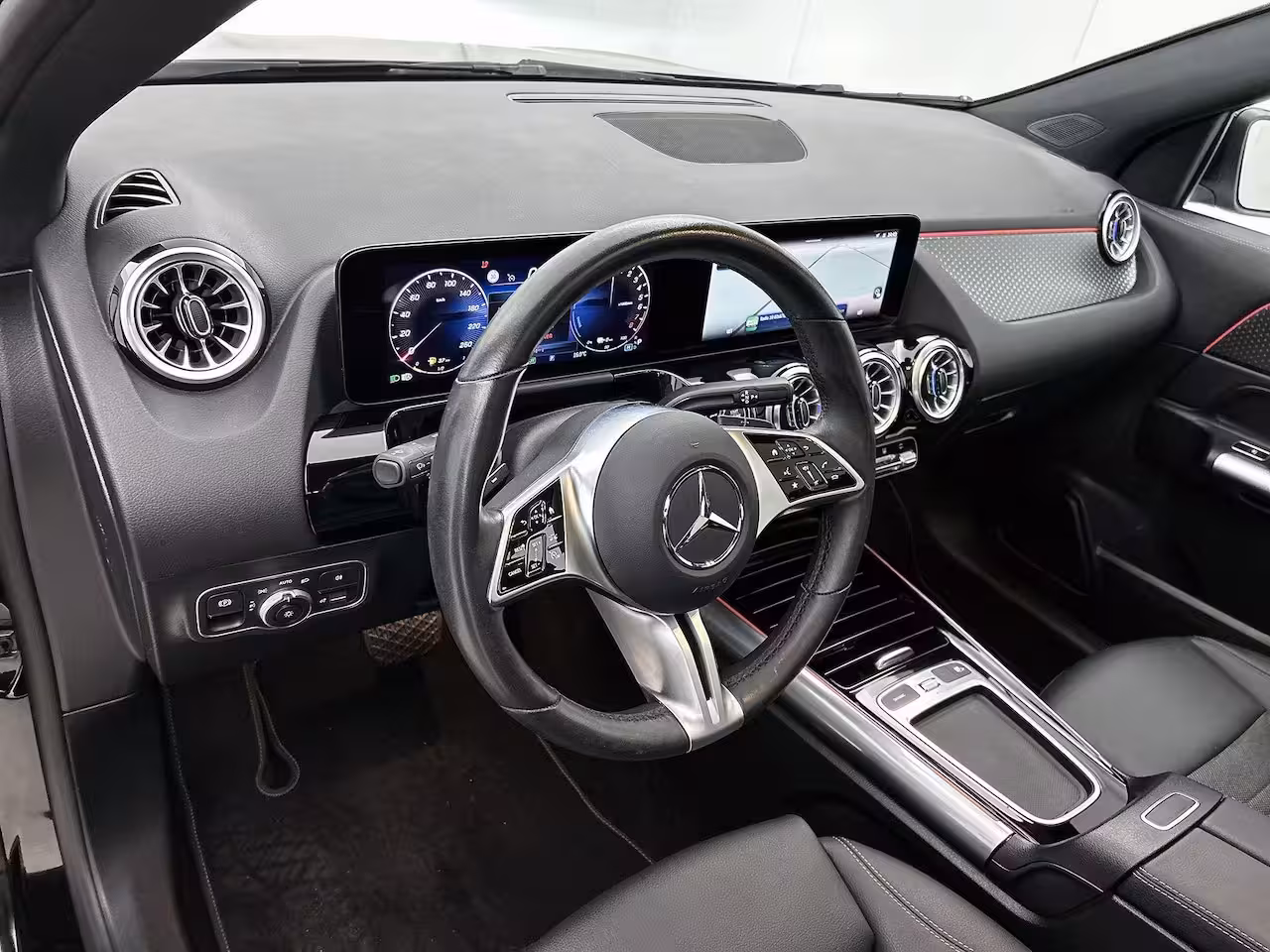 Mercedes-Benz GLA-Klasse 250 e Star Edition | Navigatie | Camera | Panoramadak | Trekhaak | 26.000km |