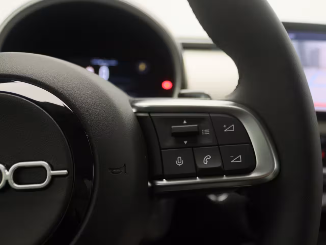 Fiat 600 1.2 Hybrid La Prima | Navigatie | Parkeercamera Achter | PDC V + A | Stoelverwarming |
