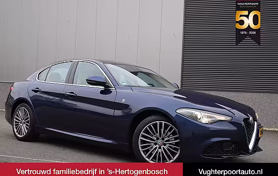 Alfa Romeo Giulia 2.0T TI 200pk Harman-Kardon/*Blue Montecarlo*/Flippers/Leder/Adaptive