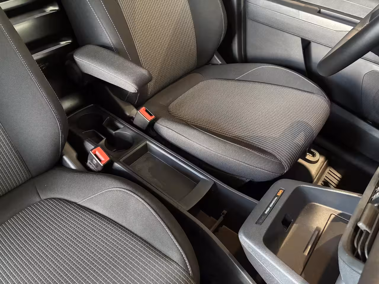 Ford Transit Courier E-Transit Trend 44 kWh | 136 PK | NAVIGATIE | ADAPTIVE CRUISE CONTROL | APPLE CARPLAY/ANDR
