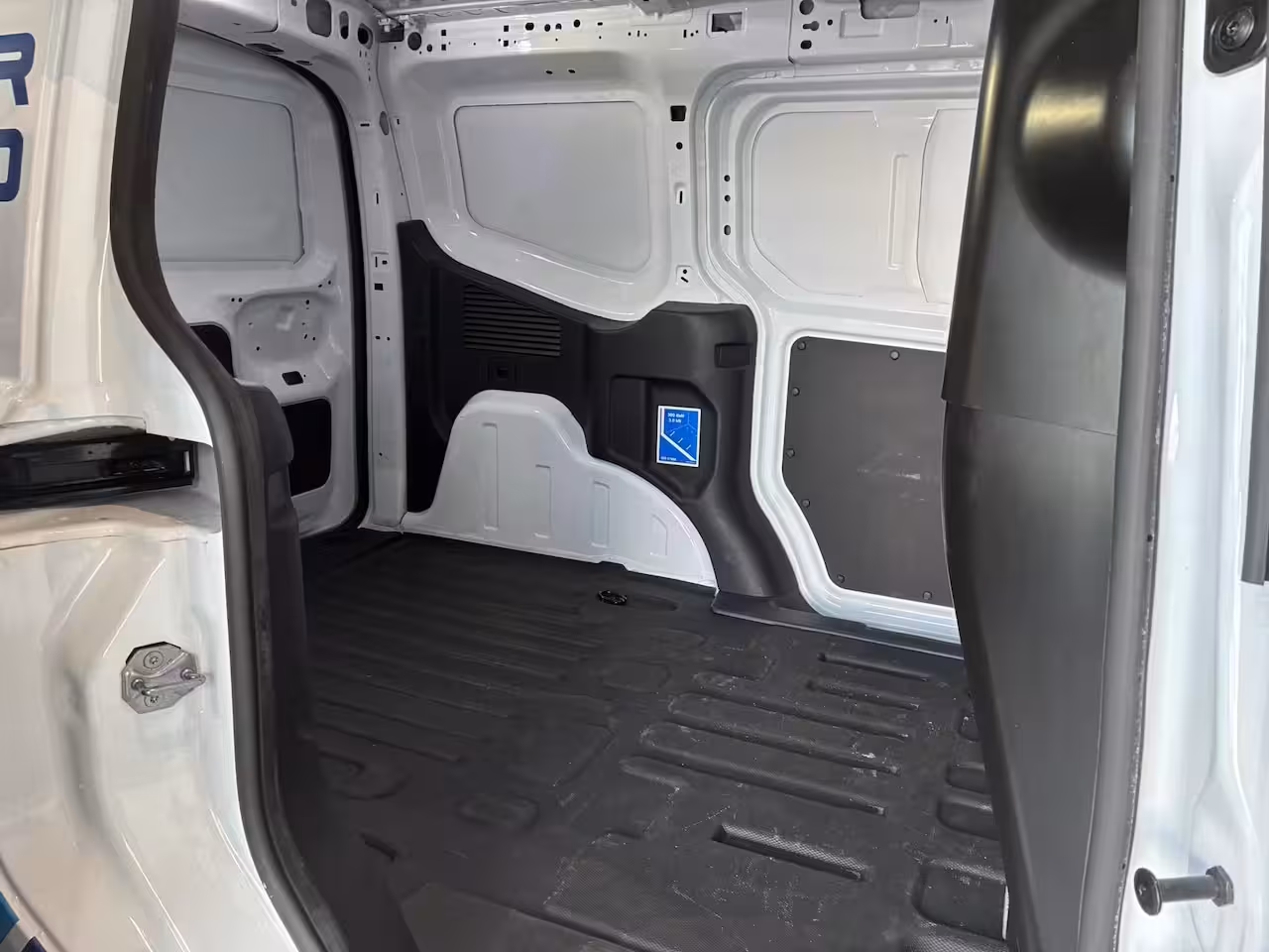 Ford Transit Courier E-Transit Trend 44 kWh | 136 PK | NAVIGATIE | ADAPTIVE CRUISE CONTROL | APPLE CARPLAY/ANDR