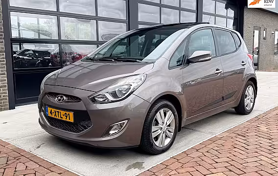Hyundai ix20 1.6i i-Catcher | Schuif/Kantel dak | Leer | Navi |