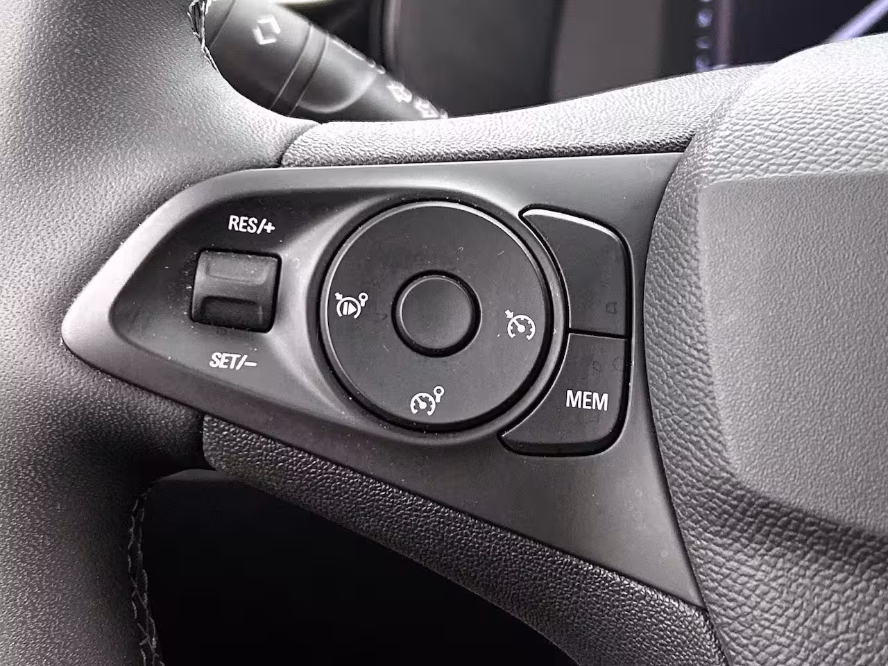 Opel Corsa 1.2 GS | Camera | Navigatie | Apple Carplay | Sensoren Achter | Climate Control | Dodehoek