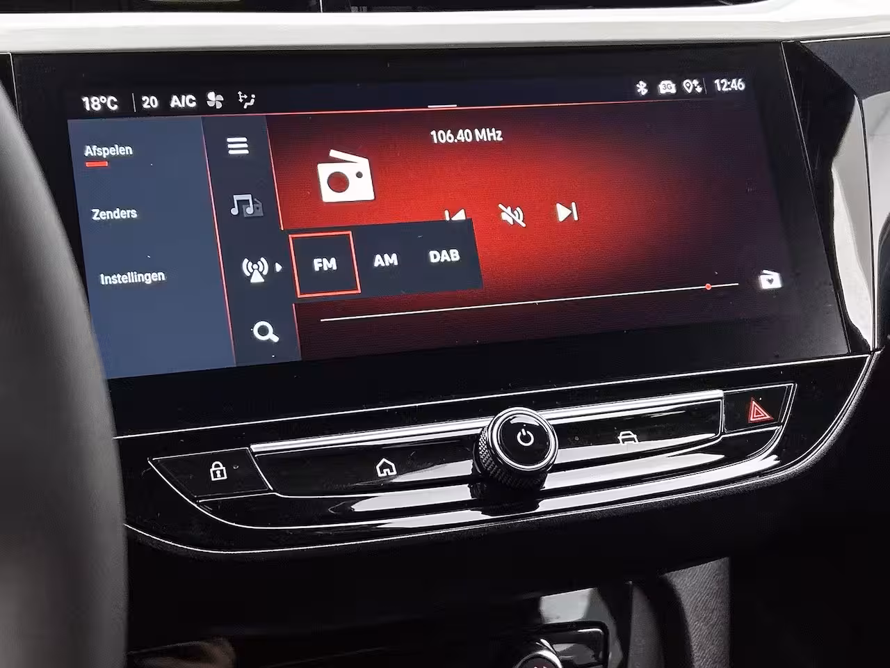 Opel Corsa 1.2 GS | Camera | Navigatie | Apple Carplay | Sensoren Achter | Climate Control | Dodehoek
