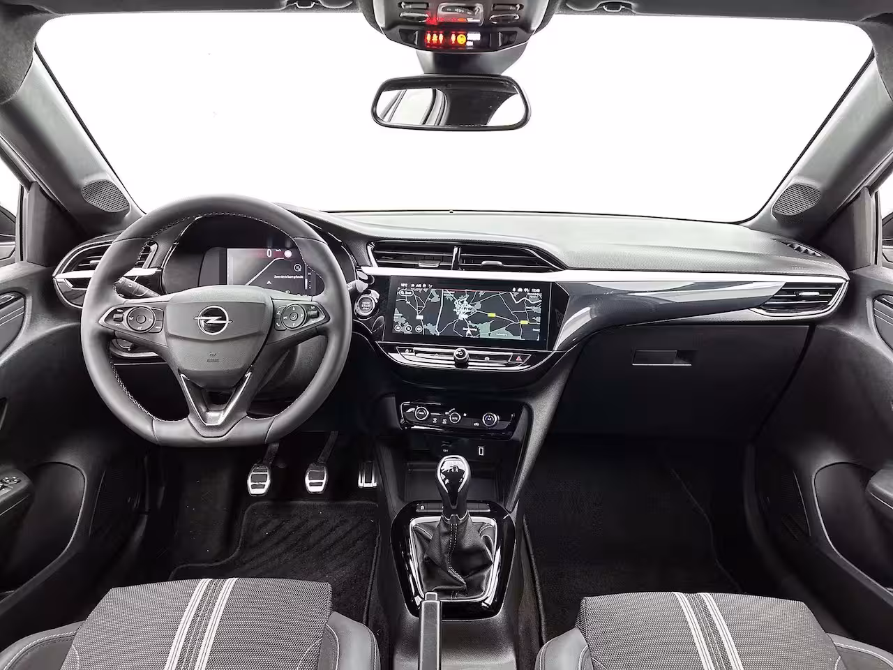 Opel Corsa 1.2 GS | Camera | Navigatie | Apple Carplay | Sensoren Achter | Climate Control | Dodehoek