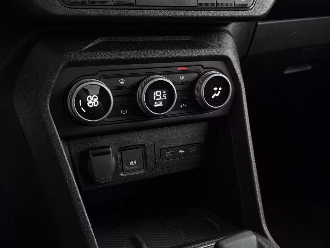 Dacia Sandero Stepway 1.2 Eco-G Extreme 120PK | Automaat | Schuifdak | Navigatie | Draadloze Telefoonlader | Ron