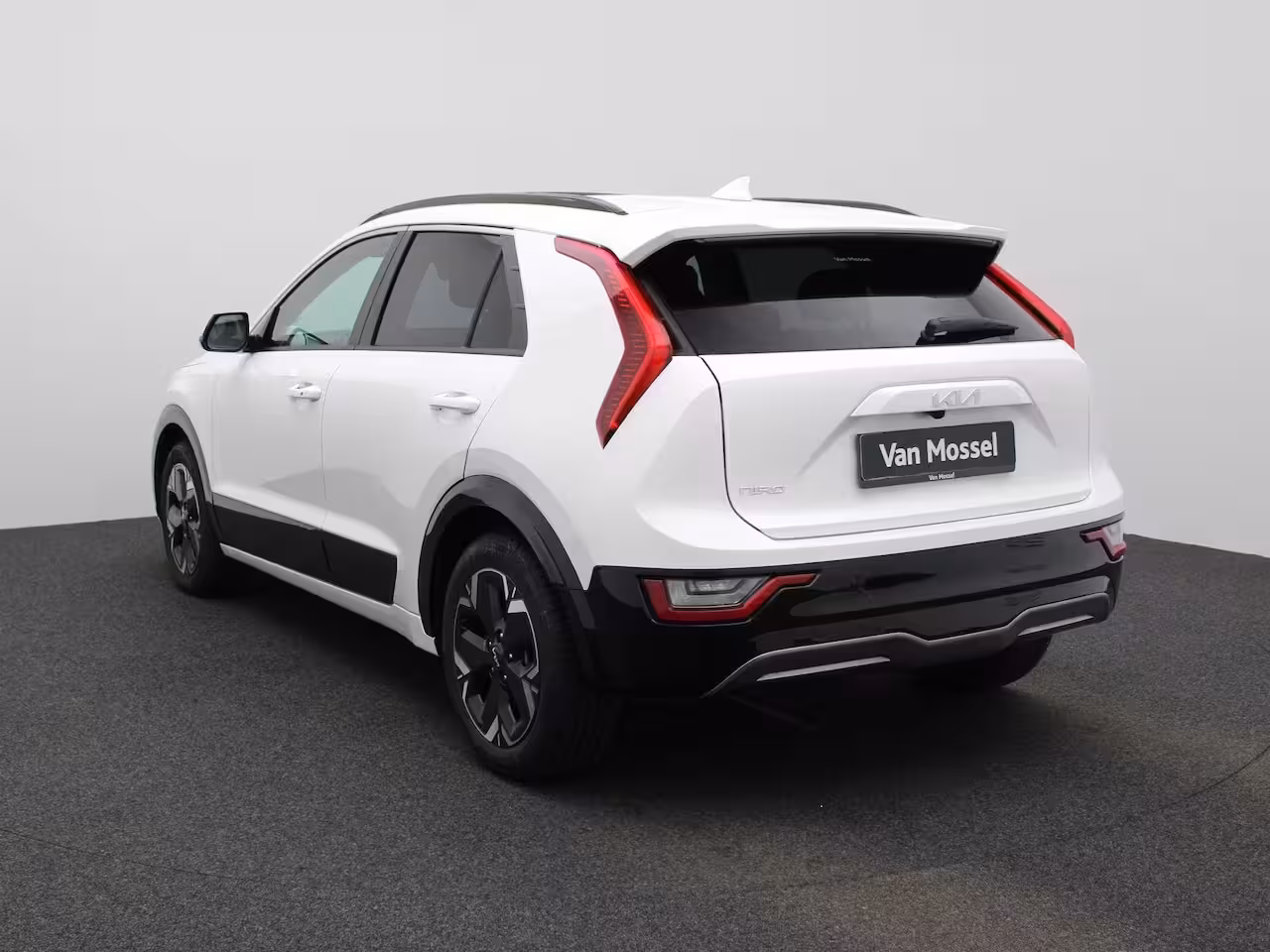 Kia Niro EV DynamicPlusLine 64.8 kWh 204PK | Schuif-/Kanteldak | Head-Up Display | Navigatie | Stoel