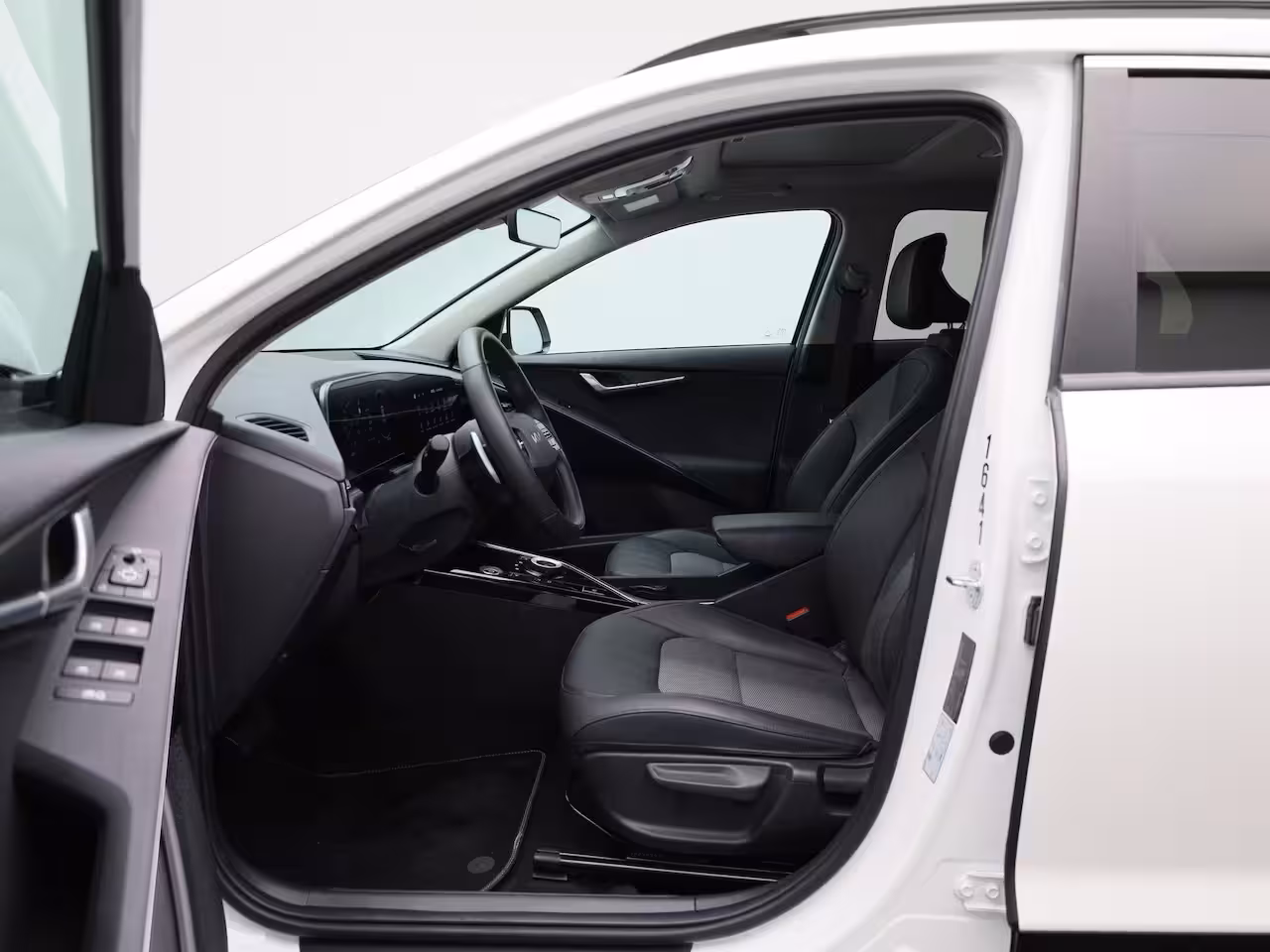 Kia Niro EV DynamicPlusLine 64.8 kWh 204PK | Schuif-/Kanteldak | Head-Up Display | Navigatie | Stoel