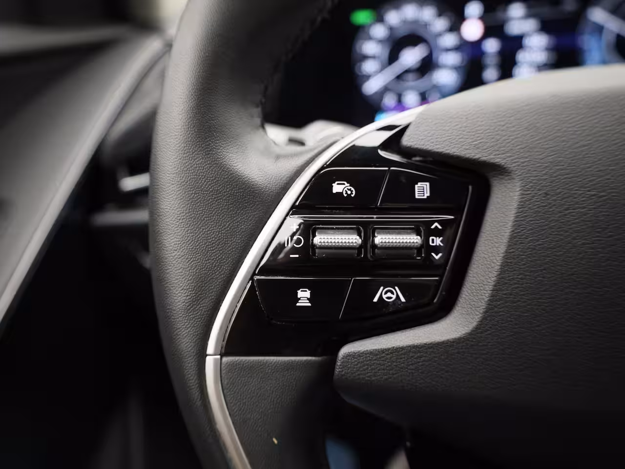 Kia Niro EV DynamicPlusLine 64.8 kWh 204PK | Schuif-/Kanteldak | Head-Up Display | Navigatie | Stoel