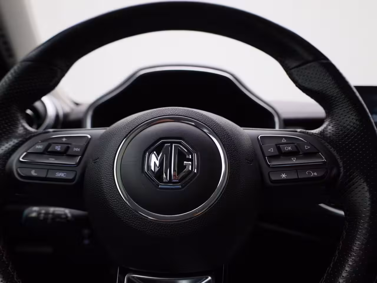 MG EHS 1.5 TGDI Luxury | Apple Carplay/Android Auto | Panoramadak | Achteruitrijcamera | Cruise C