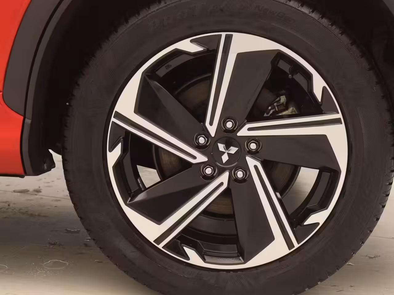 Mitsubishi Eclipse Cross 2.4 PHEV Instyle | Panoramadak | Achteruitrijcamera | Apple Carplay/Android Auto | Lederen