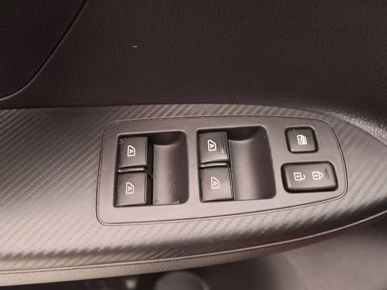 Mitsubishi Eclipse Cross 2.4 PHEV Instyle | Panoramadak | Achteruitrijcamera | Apple Carplay/Android Auto | Lederen