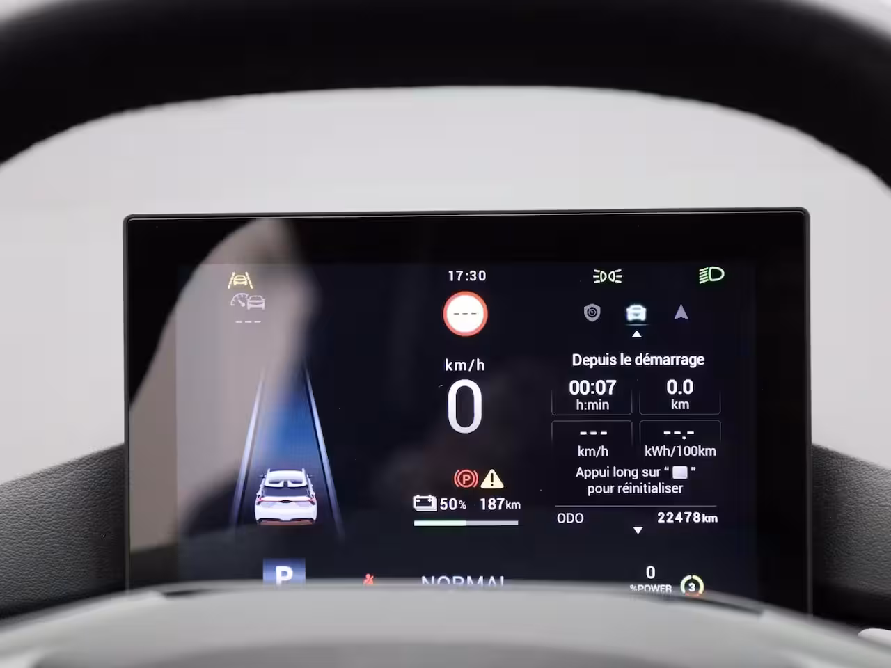 MG MG4 64 kWh Luxury | Rondom Camera | Stoelverwarming | Cruise Control | Apple Carplay/Android A