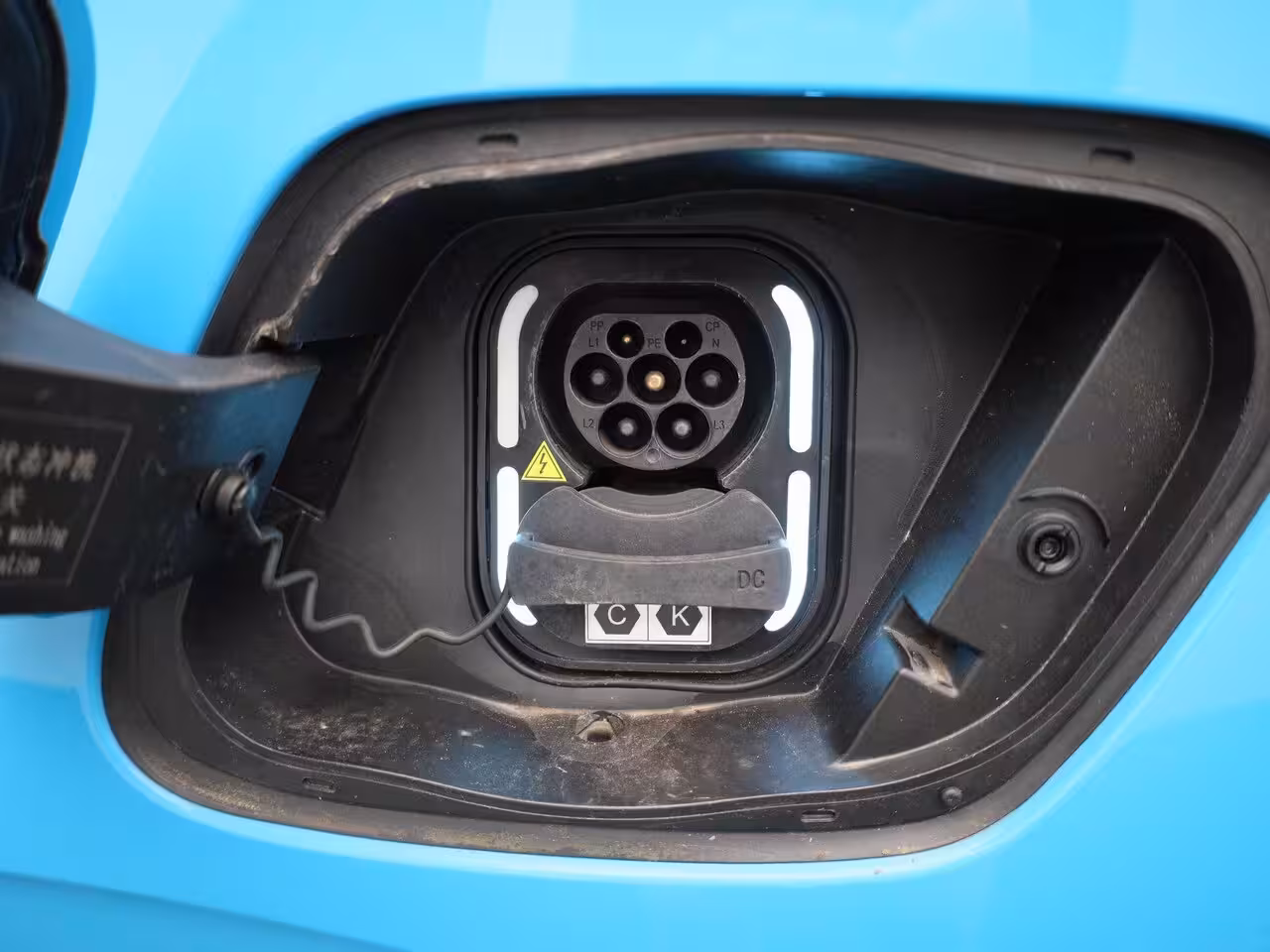 MG MG4 64 kWh Luxury | Rondom Camera | Stoelverwarming | Cruise Control | Apple Carplay/Android A