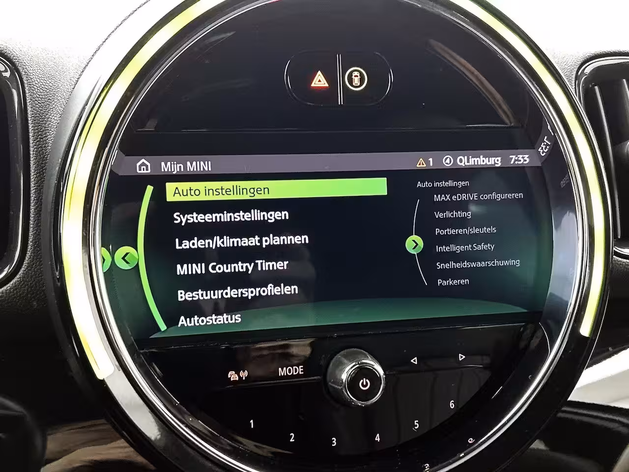 Mini Countryman 1.5 Cooper S E ALL4 Chili PHEV | HARMAN/KARDON | LEER | CAMERA | STOELVERWARMING | NAVIGAT