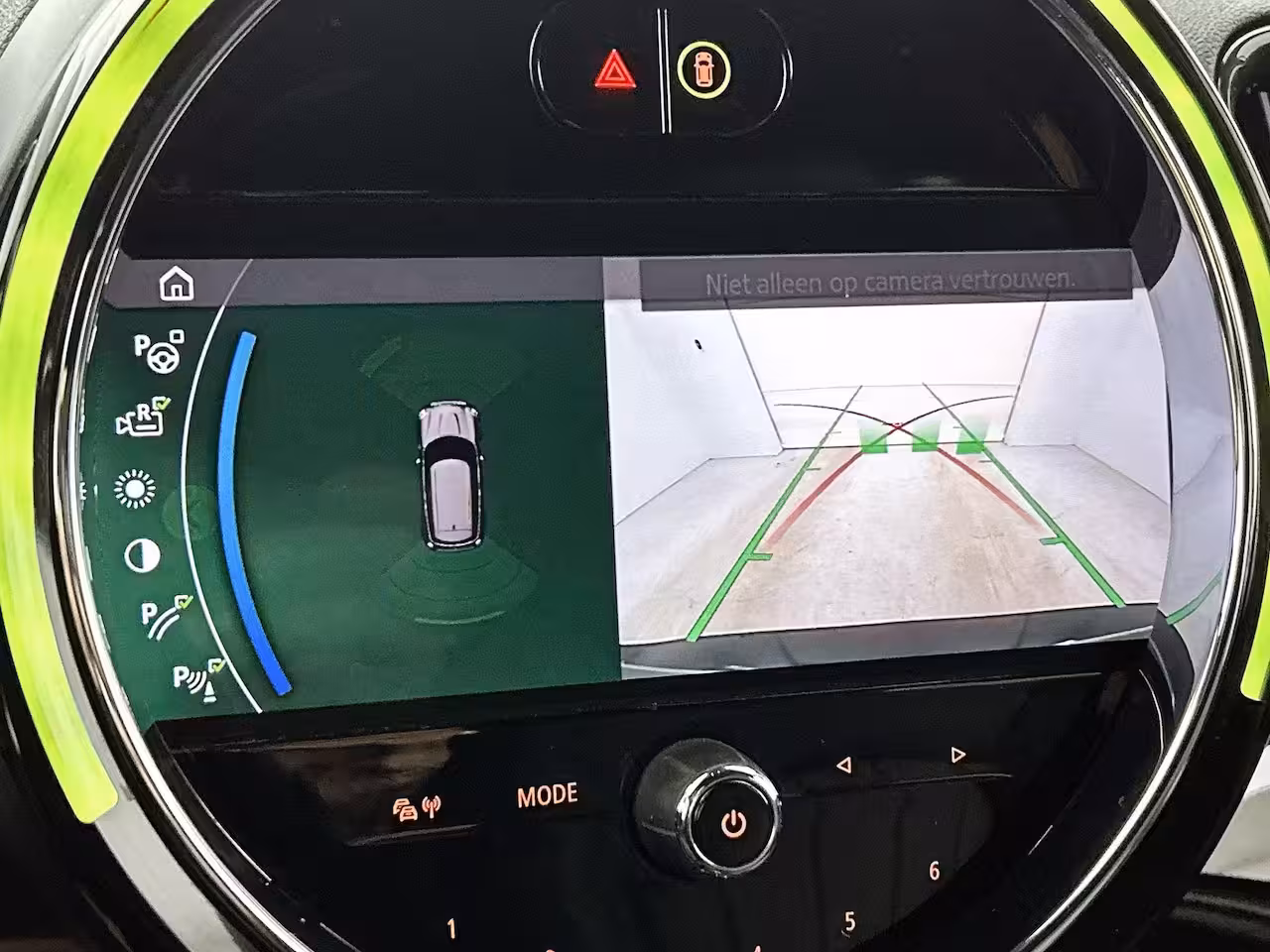 Mini Countryman 1.5 Cooper S E ALL4 Chili PHEV | HARMAN/KARDON | LEER | CAMERA | STOELVERWARMING | NAVIGAT