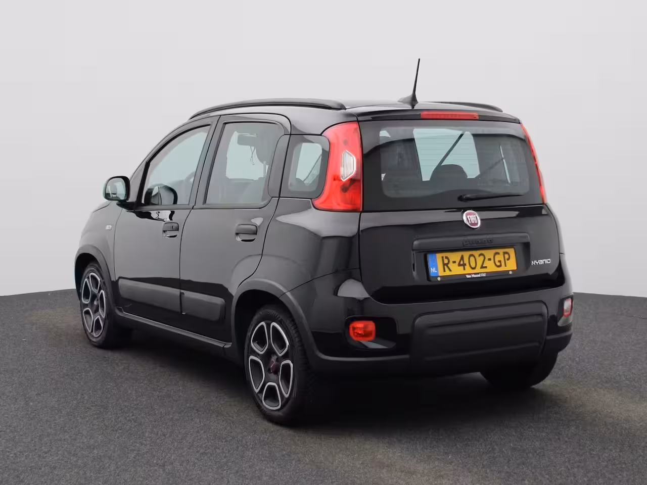 Fiat Panda 1.0 Hybrid City Life | 5-ZITS | AIRCO | ELEKTRISCHE RAMEN VOOR | BLUETOOTH EN DAB RADIO