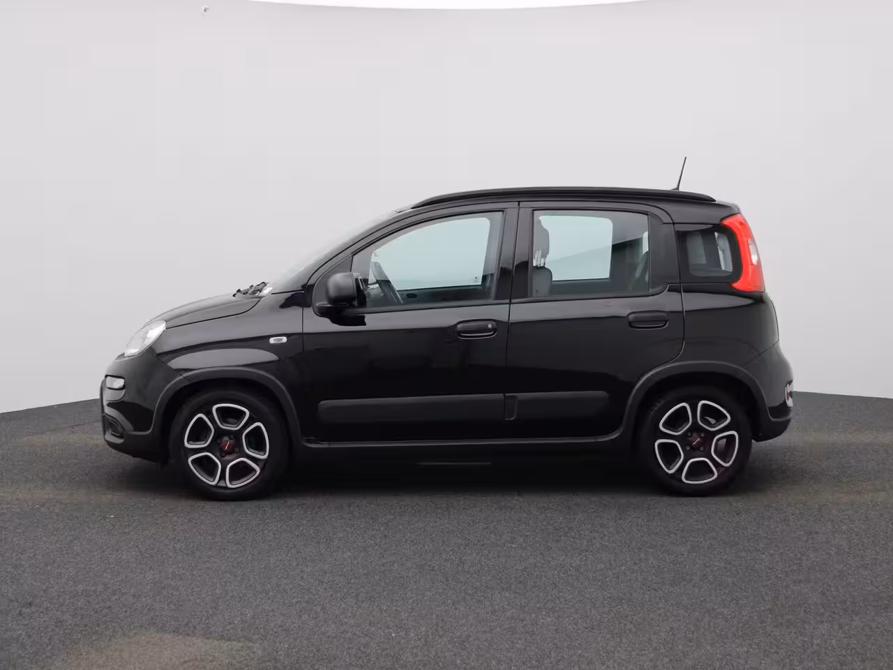 Fiat Panda 1.0 Hybrid City Life | 5-ZITS | AIRCO | ELEKTRISCHE RAMEN VOOR | BLUETOOTH EN DAB RADIO
