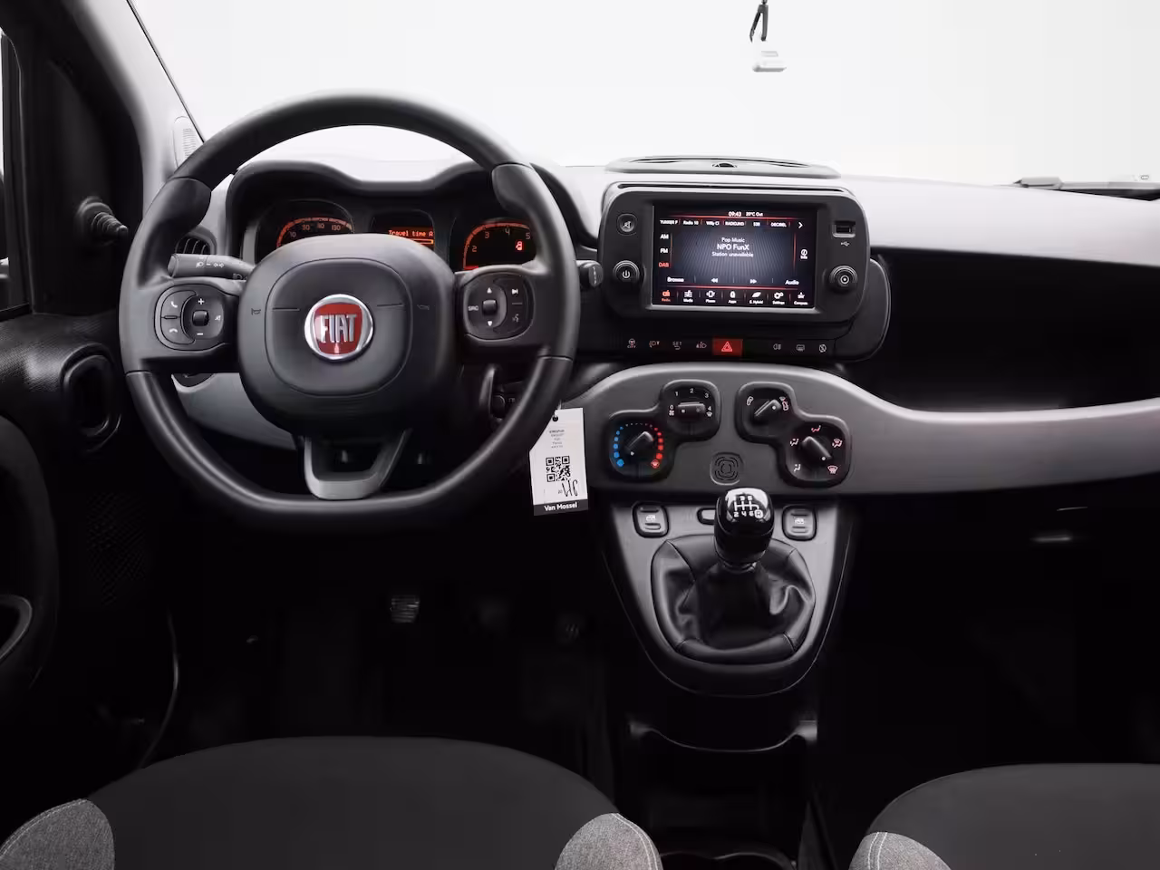 Fiat Panda 1.0 Hybrid City Life | 5-ZITS | AIRCO | ELEKTRISCHE RAMEN VOOR | BLUETOOTH EN DAB RADIO