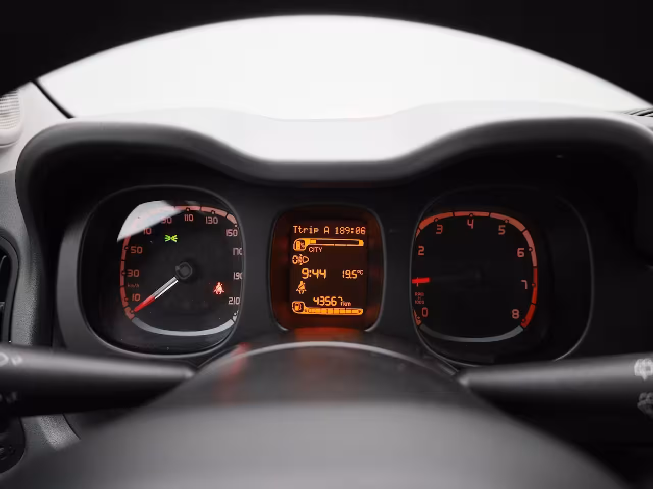 Fiat Panda 1.0 Hybrid City Life | 5-ZITS | AIRCO | ELEKTRISCHE RAMEN VOOR | BLUETOOTH EN DAB RADIO