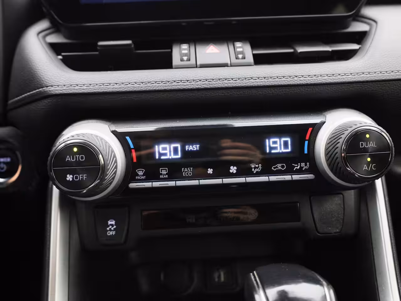 Toyota RAV4 2.5 Hybrid Business | NAVIGATIE | CAMERA | KLIMAATREGELING