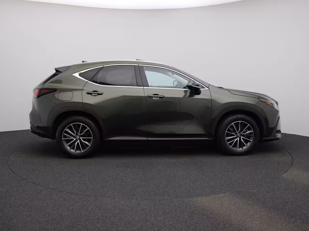 Lexus NX 450h+ AWD Luxury Line | PANORAMADAK | HEAD-UP DISPLAY | LEDERENSTOELEN MET MEMORY | CAMERA