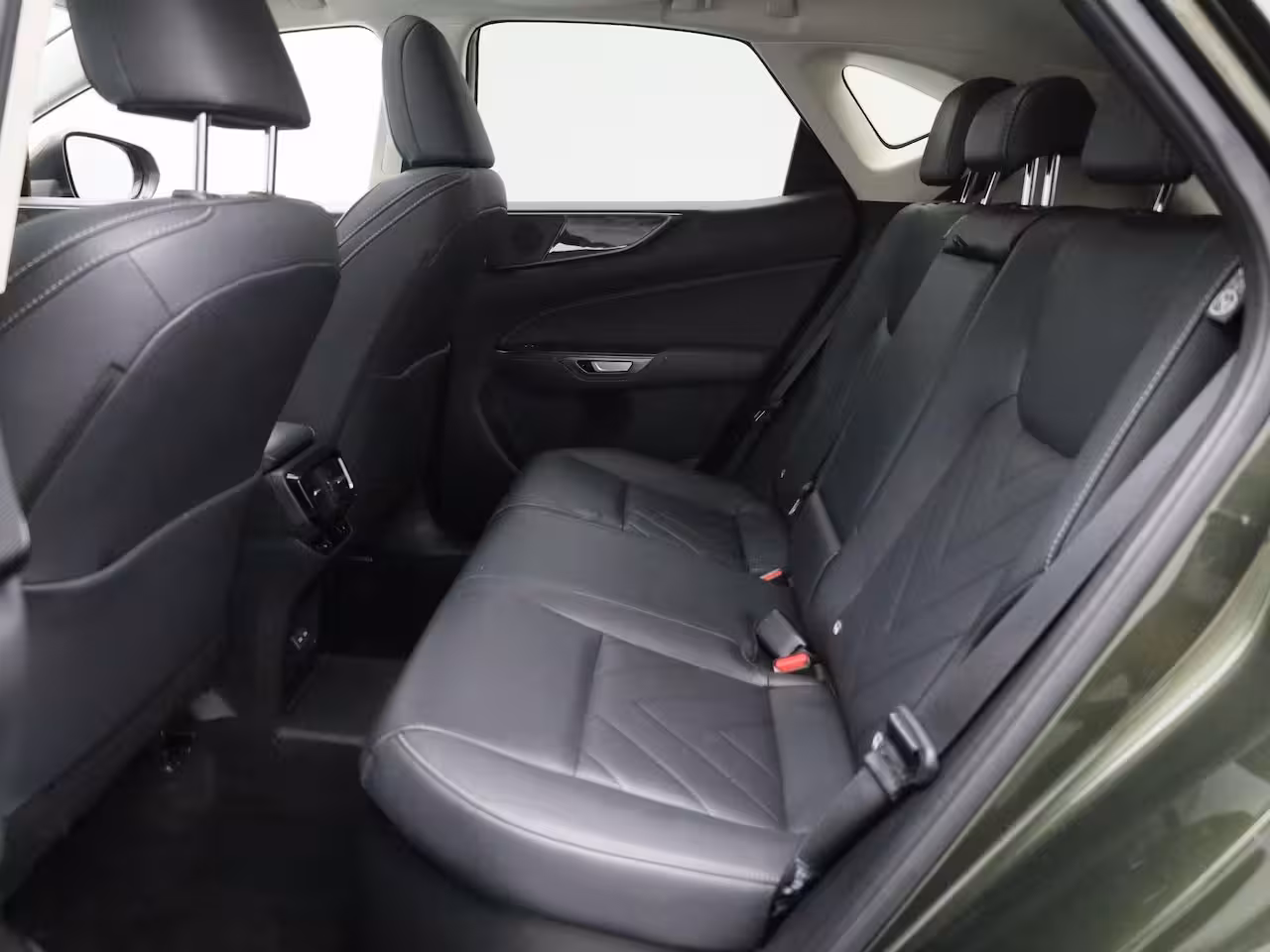 Lexus NX 450h+ AWD Luxury Line | PANORAMADAK | HEAD-UP DISPLAY | LEDERENSTOELEN MET MEMORY | CAMERA